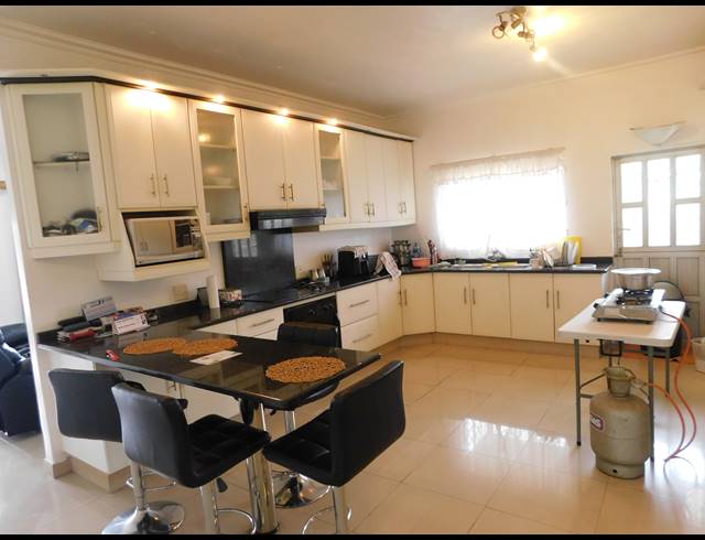 3 BEDROOM HOUSE FOR SALE IN SHALLCROSS